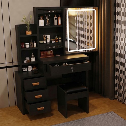 Schminktisch mit spiegel und